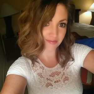 Meet your Posher, Cassi